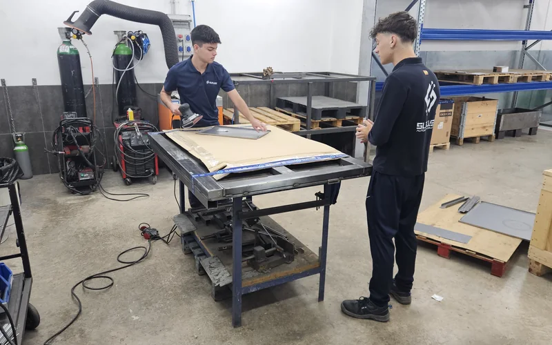 Fabricación de estructuras en el taller de soldadura